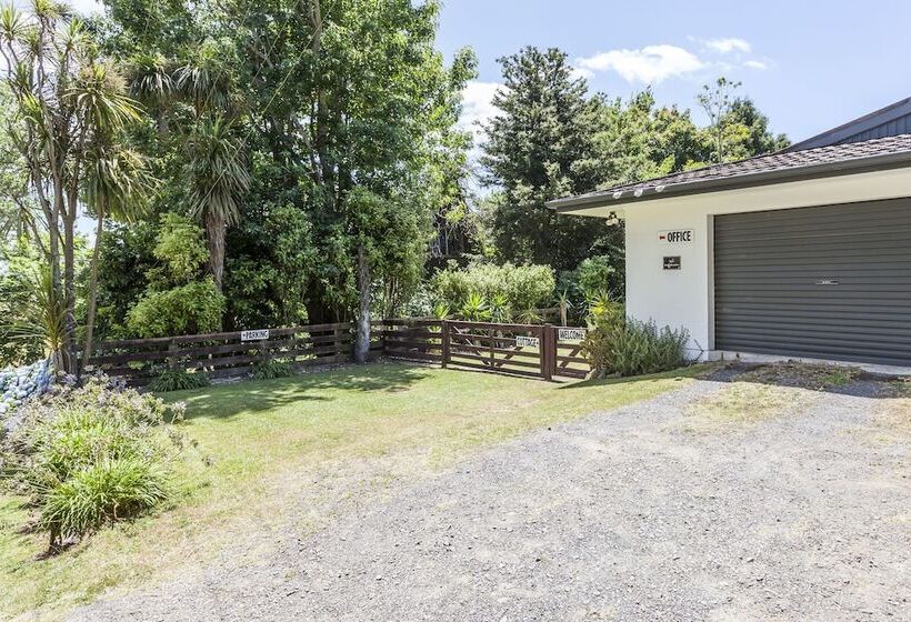 Karangahake Gold  N Views Cottage