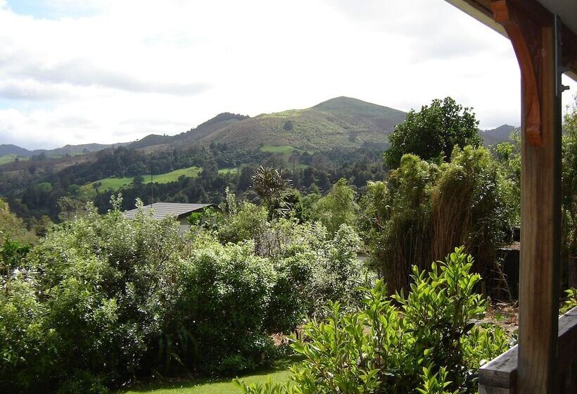 Karangahake Gold  N Views Cottage