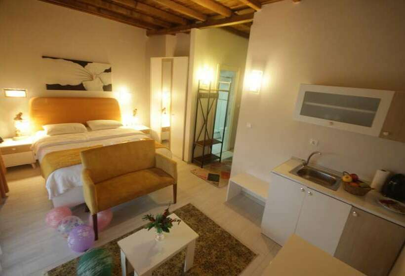 Kirkpinar Otantik Otel