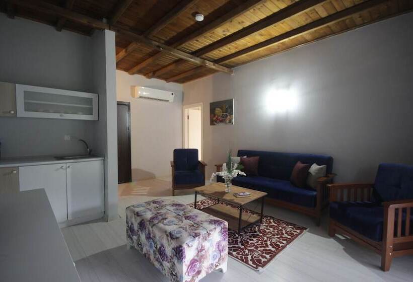 Kirkpinar Otantik Otel