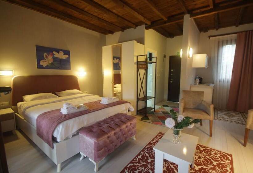 Kirkpinar Otantik Otel