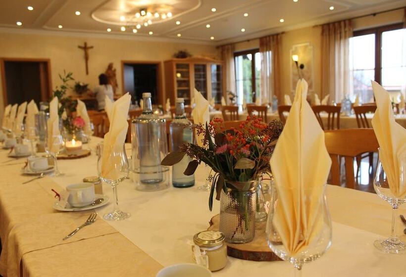 Landhotel Kastanienhof