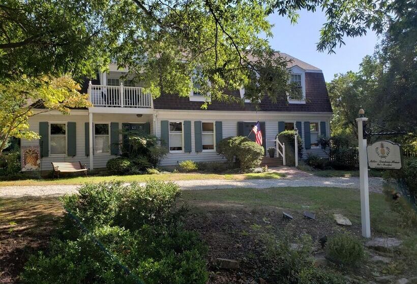 Miller Dunham House Bed & Breakfast