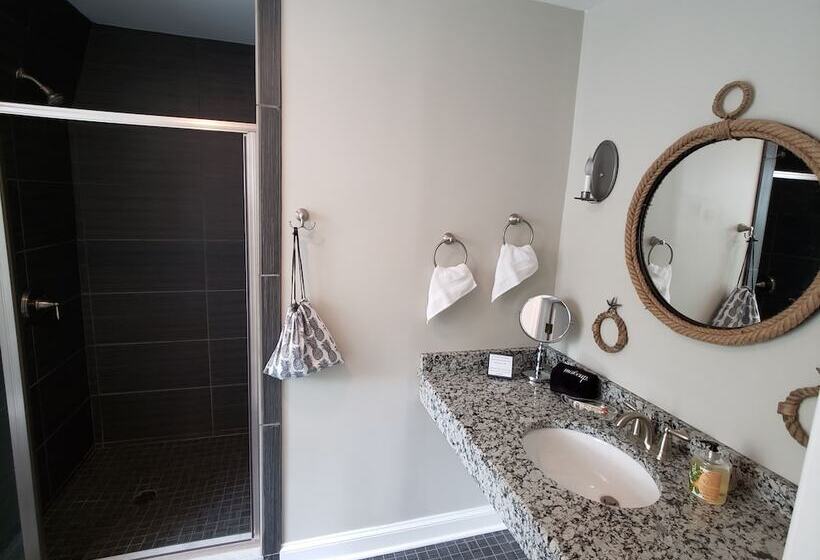 Miller Dunham House Bed & Breakfast