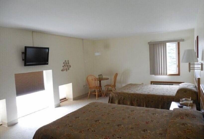 Мотель Ludington Pier House