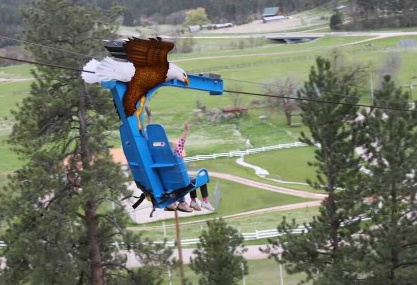 모텔 Rockerville Lodge & Cabins