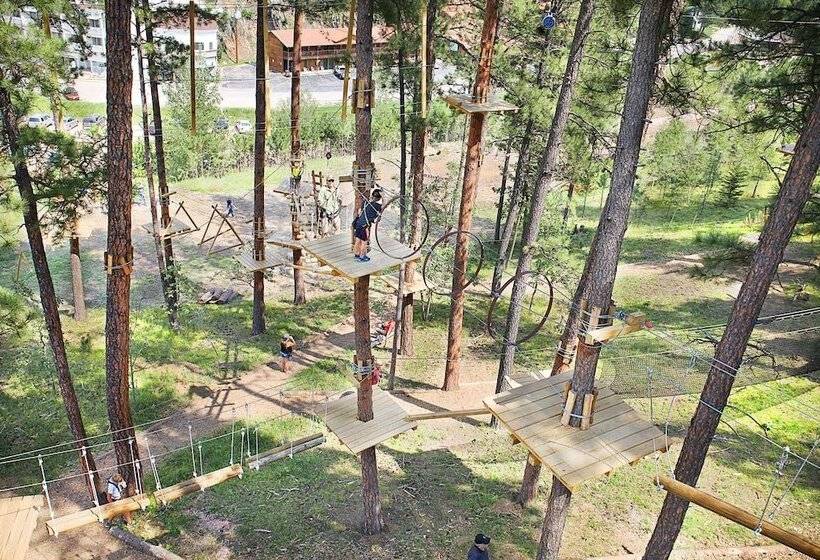 모텔 Rockerville Lodge & Cabins