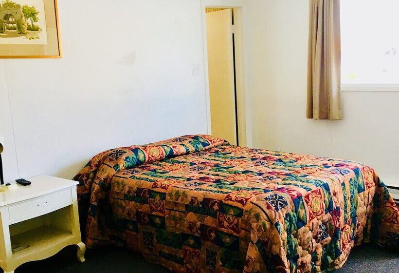 汽车旅馆  Sharptail Motor