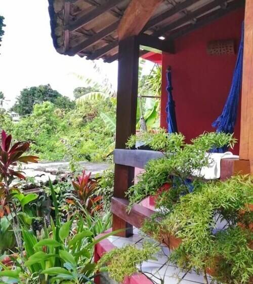 Novos Baianos Hostel E Suites