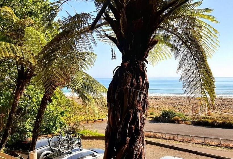 Ohiwa Beach Apartments Motel