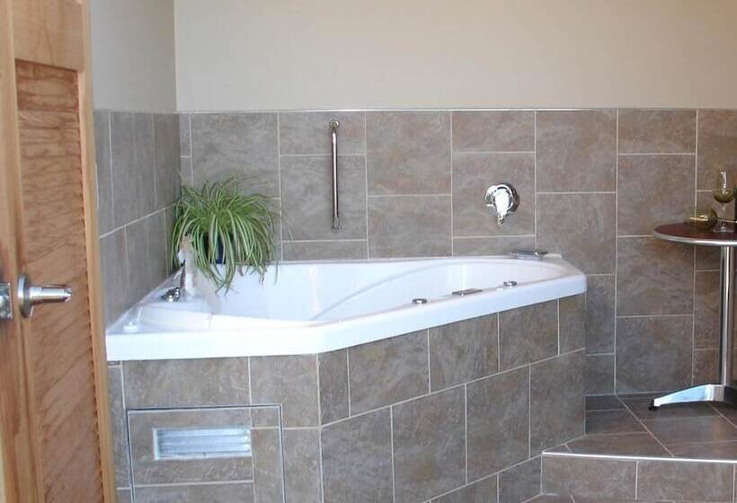 Ohiwa Beach Apartments Motel