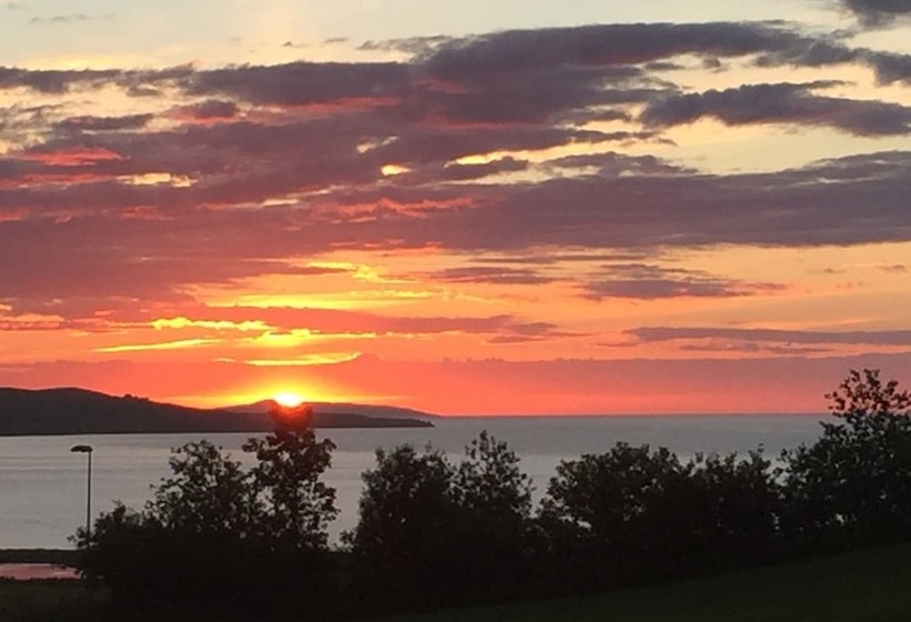 پانسیون Arnarnes Paradis