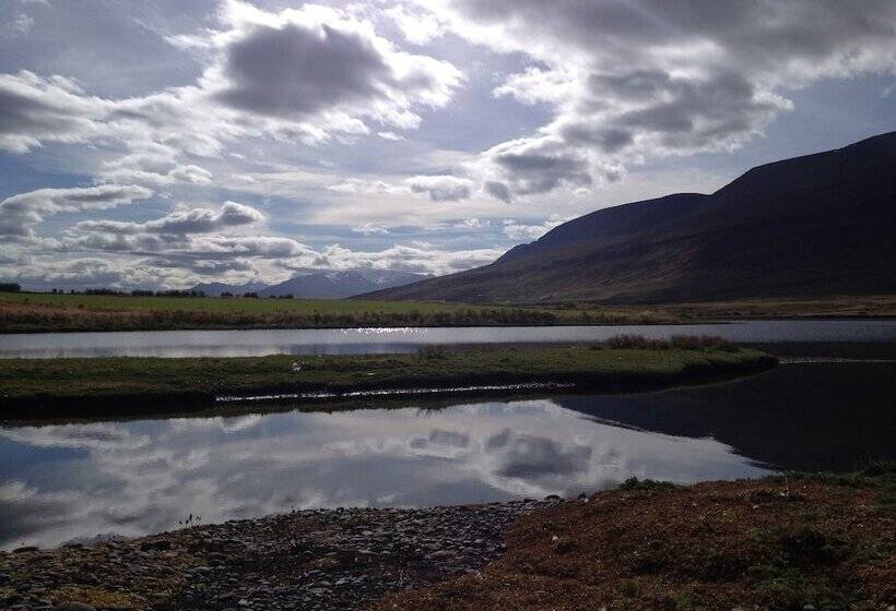 پانسیون Arnarnes Paradis