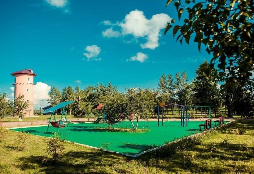 بنسيون Baza Otdyha Staroladozhskaya Dacha