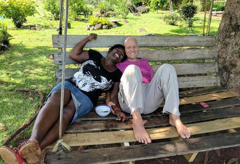 Пансион Big Sky Lodge