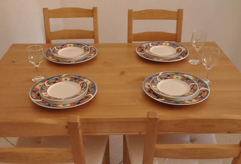 פנסיון Filia Rooms & Apartments