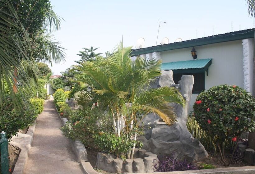 פנסיון Godville Guest House