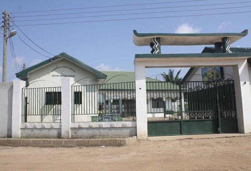 פנסיון Godville Guest House