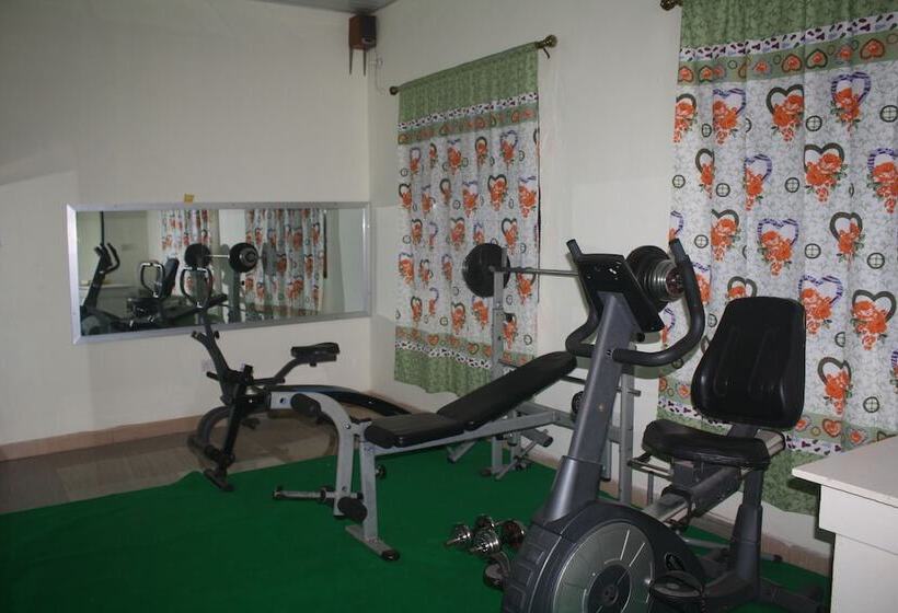 פנסיון Godville Guest House