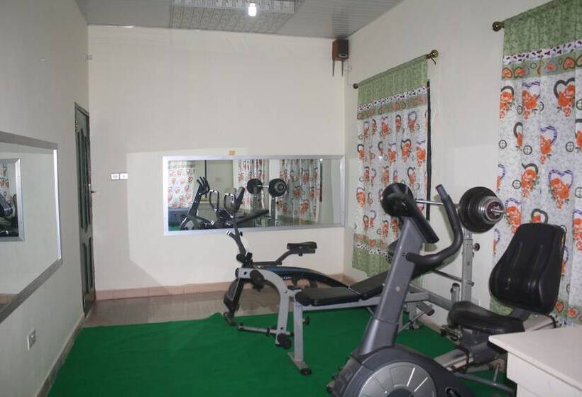 פנסיון Godville Guest House