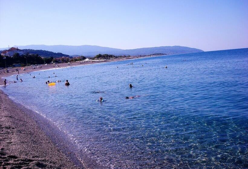 פנסיון Guesthouse Amanitis Caesarea