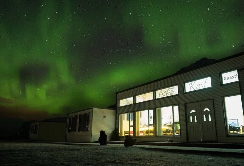 پانسیون Kast Guesthouse