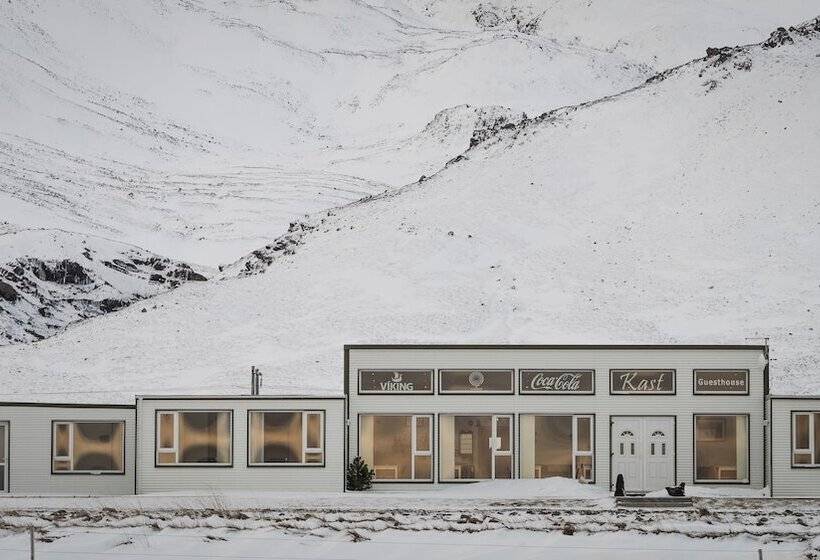 پانسیون Kast Guesthouse