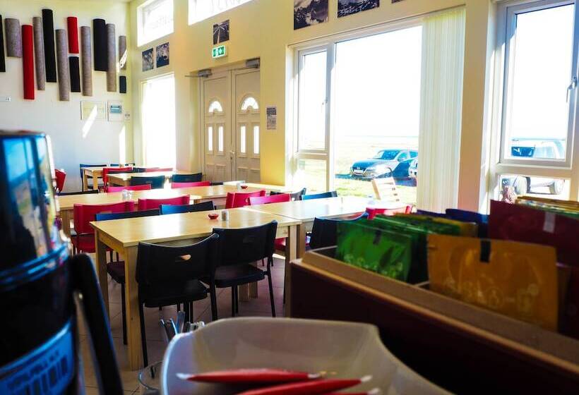 پانسیون Kast Guesthouse