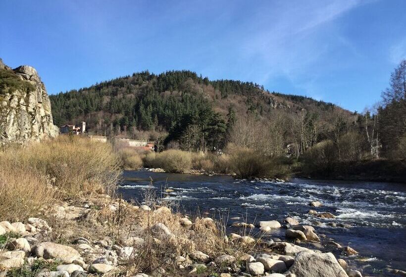 ペンション Maison Beauséjour