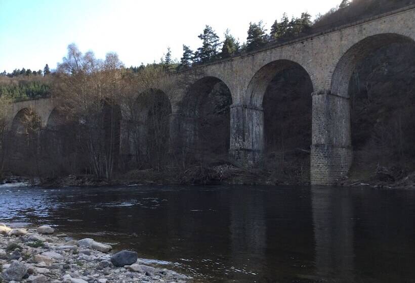 ペンション Maison Beauséjour