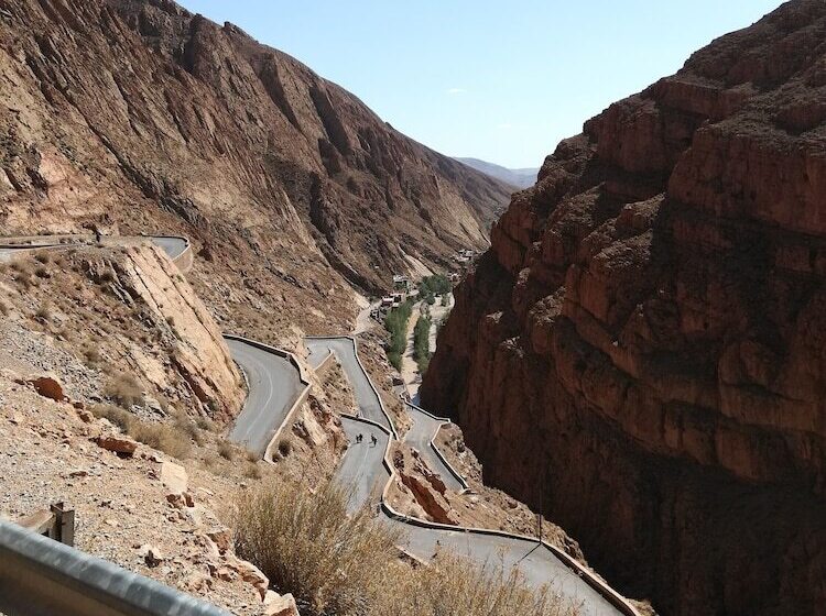 Пансион Maison D Hôte Chez La Famille