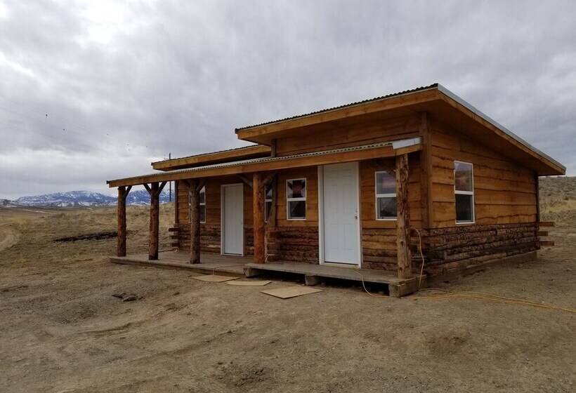 بنسيون Monster Lake Ranch