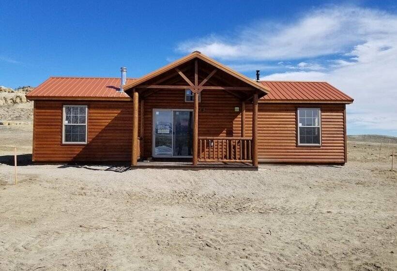 بنسيون Monster Lake Ranch