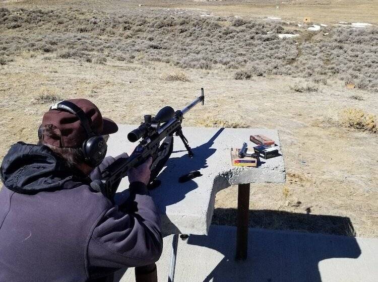 بنسيون Monster Lake Ranch