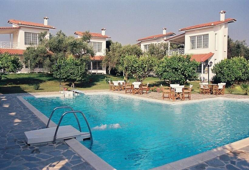 膳宿费 Nicolas Village Club