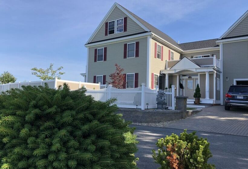بنسيون Rooms In Family House In Salem Boston