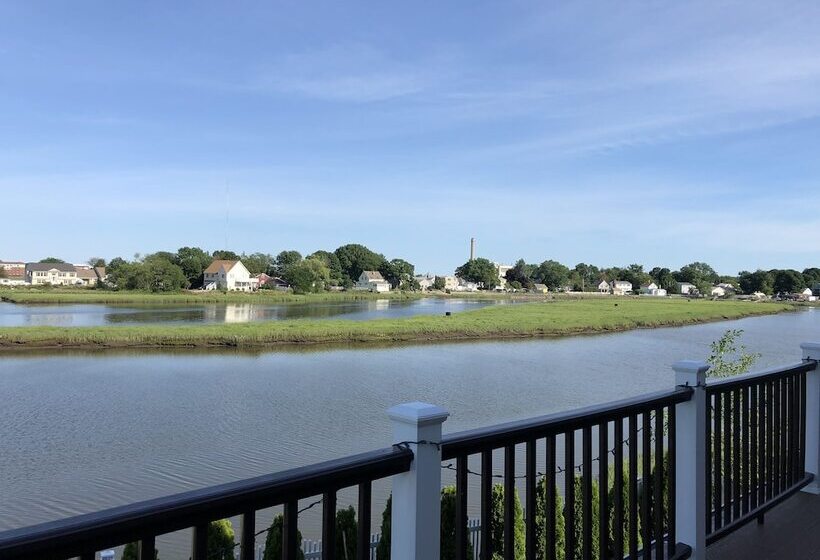 بنسيون Rooms In Family House In Salem Boston