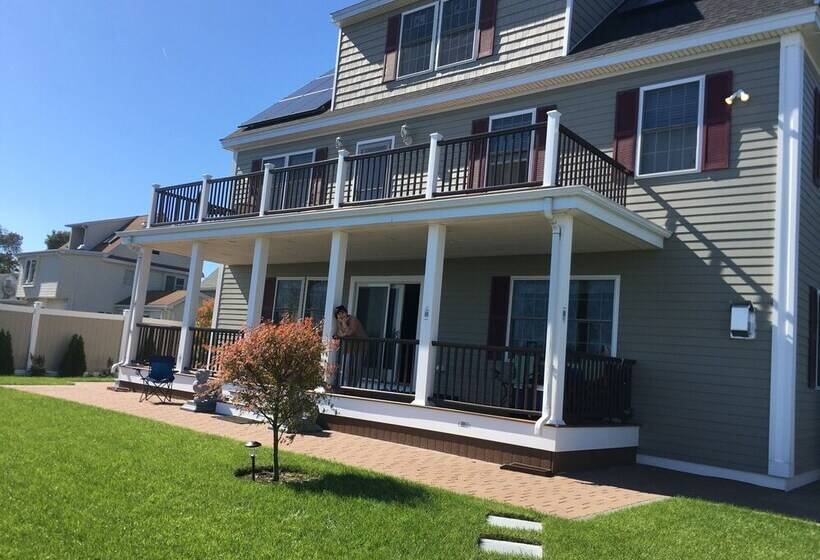 بنسيون Rooms In Family House In Salem Boston