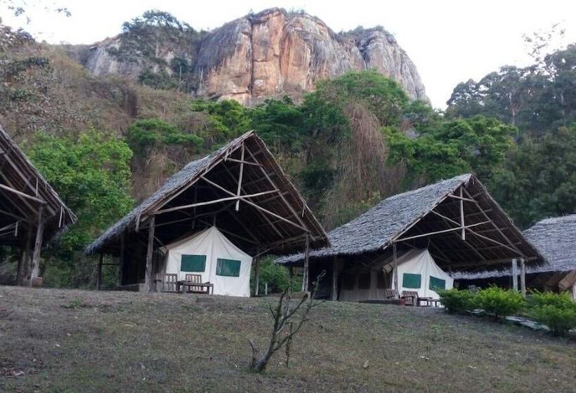 ペンション St. Eugene S Hostel