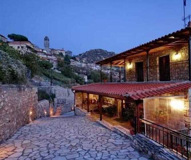 פנסיון Tefthis