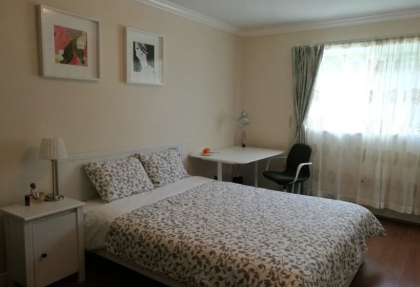 پانسیون Teresa S House