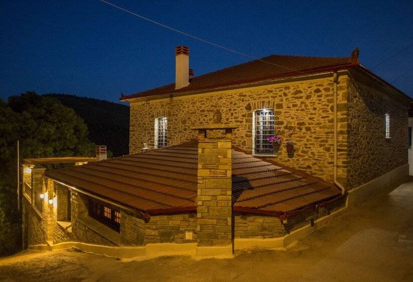 פנסיון Thalia Traditional Guest House