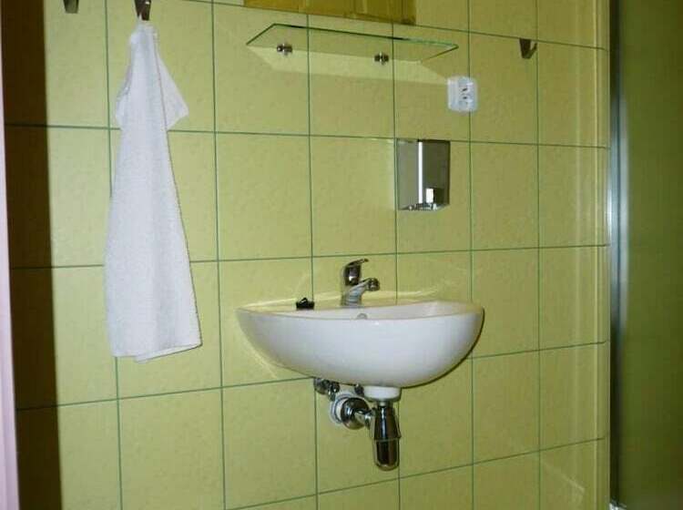 膳宿费 Villa Pati