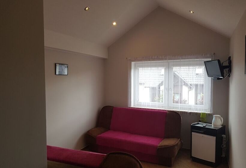 膳宿费 Villa Pati