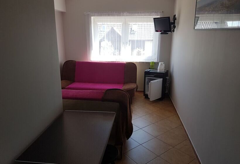 ペンション Villa Pati