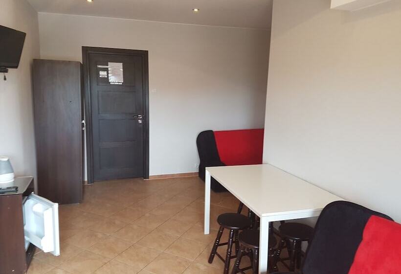 膳宿费 Villa Pati