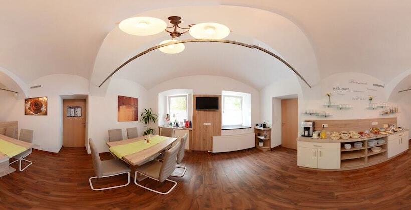 ペンション Zimmer Ferienwohnung Yassi