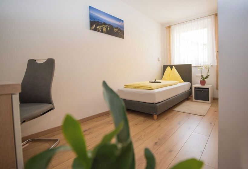 ペンション Zimmer Ferienwohnung Yassi