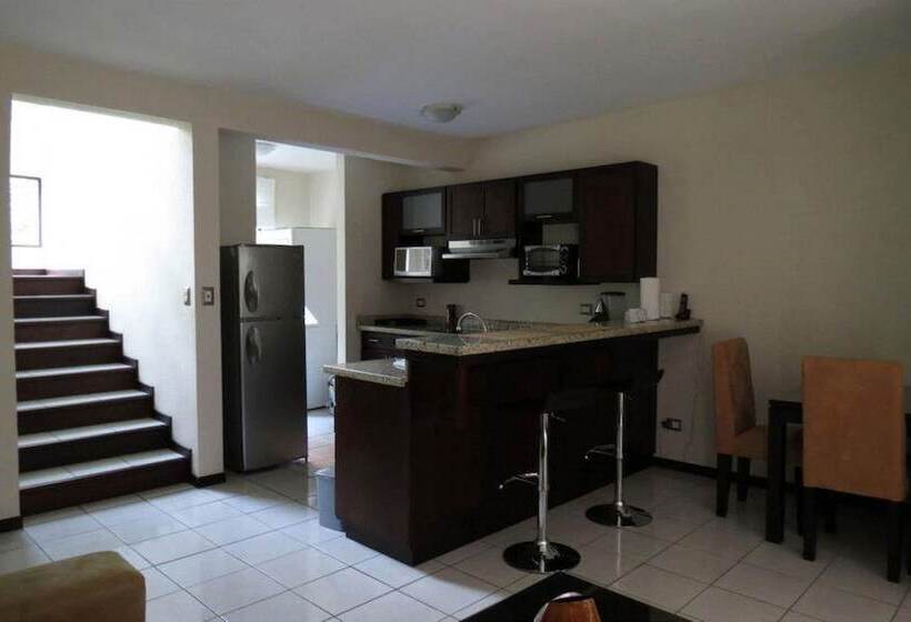 Residencias Villas Torres Del Campo