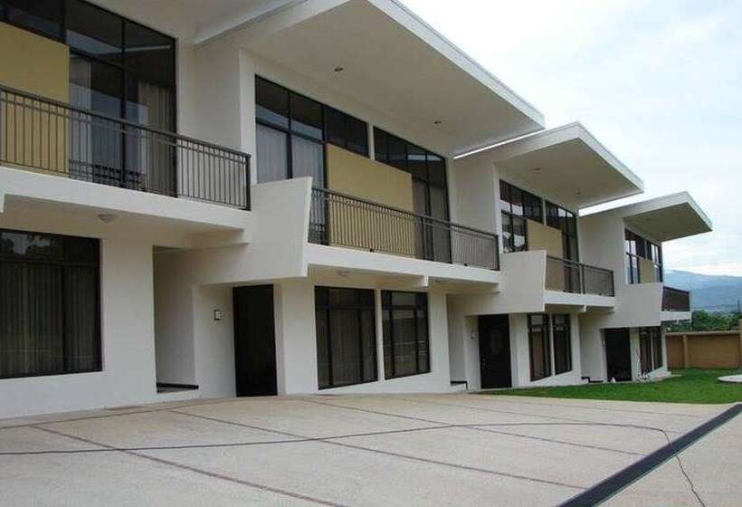 Residencias Villas Torres Del Campo